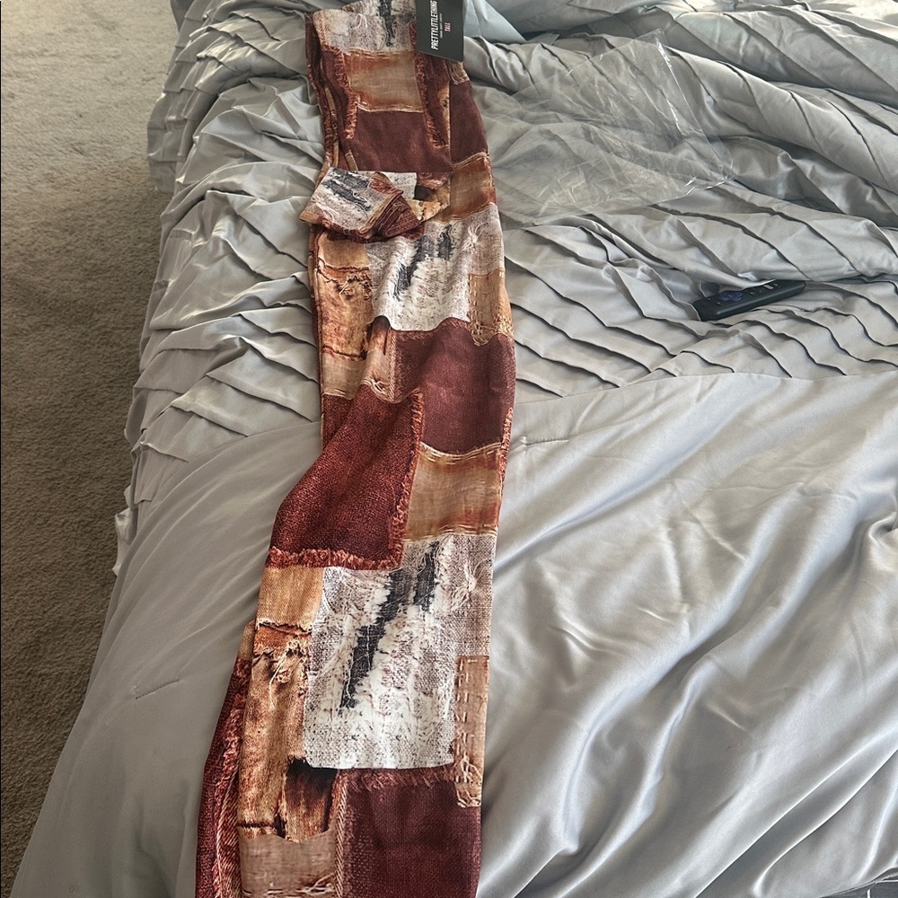 Pretty Little Thing Patchwork Long Sleeve Dress Size 10 - Picture 3 of 9
